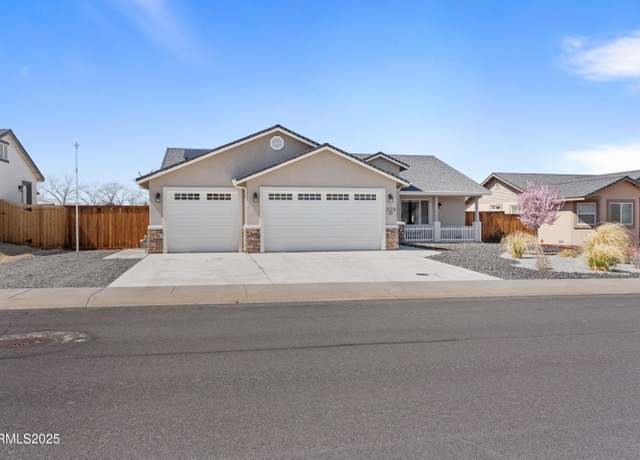 Property at 1129 Dixie Ln, Fernley, NV 89408, 4 beds, 2.5 baths