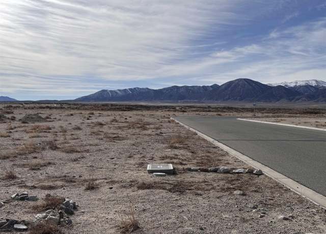 Property at 230 Sage St, Hawthorne, NV 89415