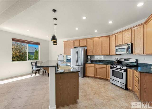 Property at 754 Grayhawk Dr, Dayton, NV 89403, 4 beds, 3 baths
