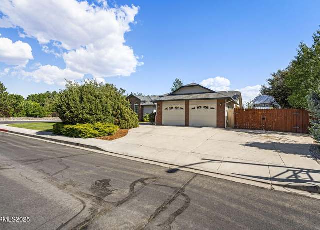 Property at 1316 Northampton Cir, Gardnerville, NV 89410, 3 beds, 2.5 baths