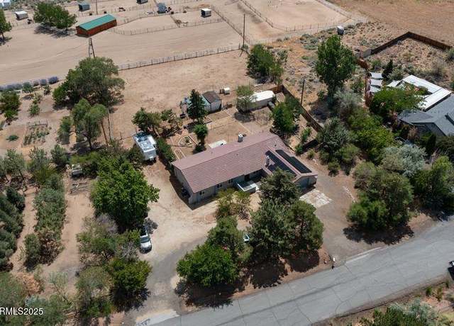 Property at 10150 Coyote Run Ct, Reno, NV 89508, 4 beds, 2.5 baths