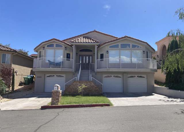 Property at 3135 Villa Marbella Cir, Reno, NV 89509, 4 beds, 2.5 baths