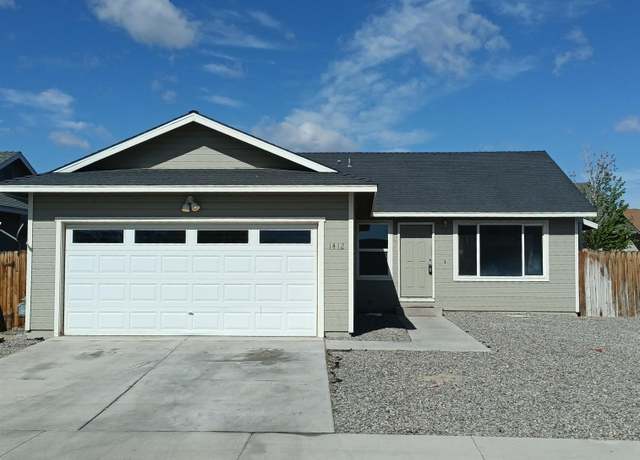 Property at 1412 Indian Trl, Fernley, NV 89408, 4 beds, 2 baths