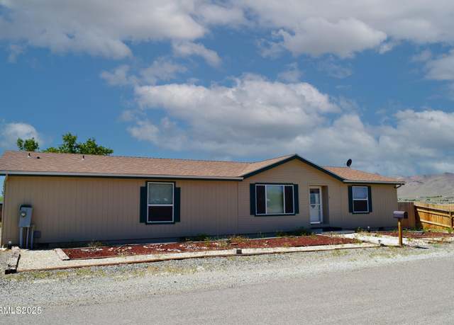 Property at 3 Smoke Tree Ln, Yerington, NV 89447, 3 beds, 2 baths