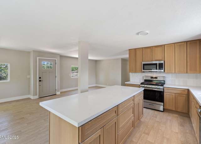 Property at 3180 Dallas Dr, Fallon, NV 89406, 3 beds, 2 baths