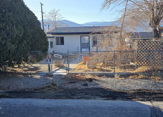 Property at 921 I St, Hawthorne, NV 89415, 2 beds, 1 bath