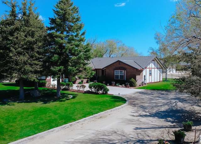 Property at 2521 E Valley Rd, Minden, NV 89423, 3 beds, 2.5 baths