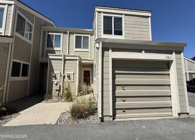 Property at 987 Damon Ln, Sparks, NV 89431, 2 beds, 1.5 baths