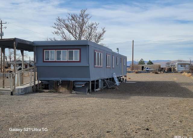 Property at 3205 Citrus St, Silver Springs, NV 89429, 2 beds, 1 bath