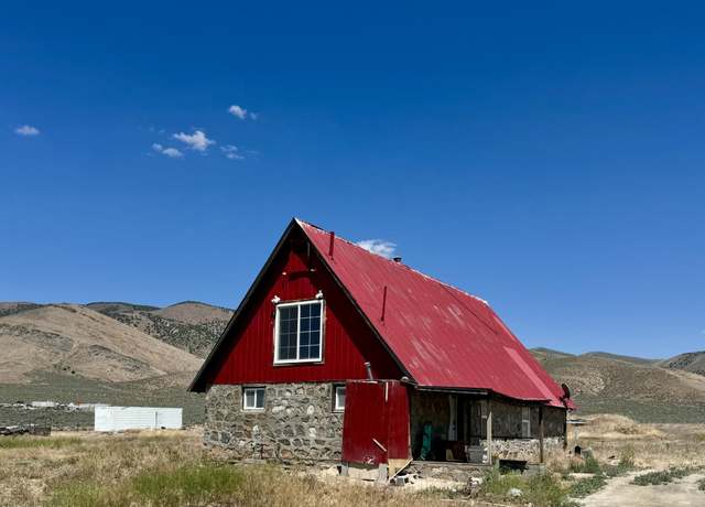 Property at 13995 Grass Valley Rd, Winnemucca, NV 89445, 2 beds, 1.5 baths