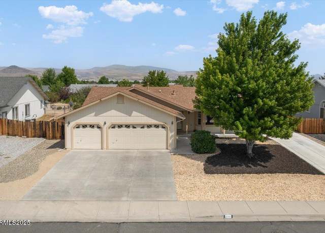 Property at 2340 Rockin Robin Dr, Sparks, NV 89441, 3 beds, 2 baths
