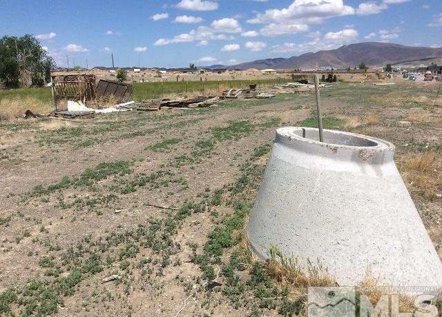 Property at 1075 Browne Ln, Fernley, NV 89408