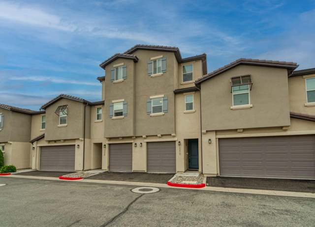 Property at 2210 Altamira Dr, Reno, NV 89523, 2 beds, 2.5 baths