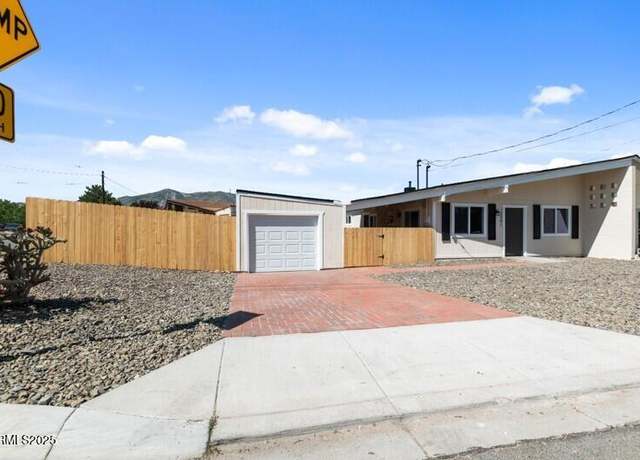 Property at 13501 Mt Shasta St, Reno, NV 89506, 2 beds, 1.5 baths