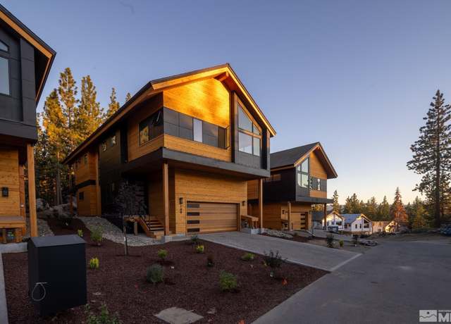 Property at 129 Sierra Colina Dr #18, Stateline, NV 89449, 3 beds, 2.5 baths