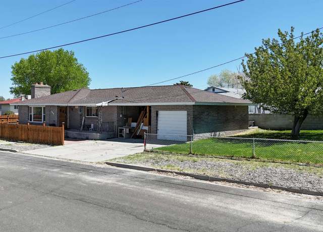 Property at 100 Pleasant St, Winnemucca, NV 89445, 5 beds, 2 baths