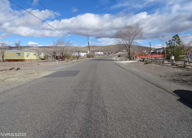 Property at 4915 Cheyenne Trl, Stagecoach, NV 89429