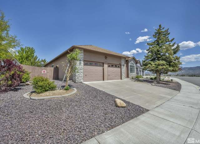 Property at 994 Sunview Dr, Carson City, NV 89705, 3 beds, 2 baths