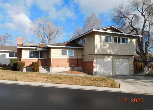 Property at 421 Glenmanor Dr, Reno, NV 89509, 3 beds, 2 baths