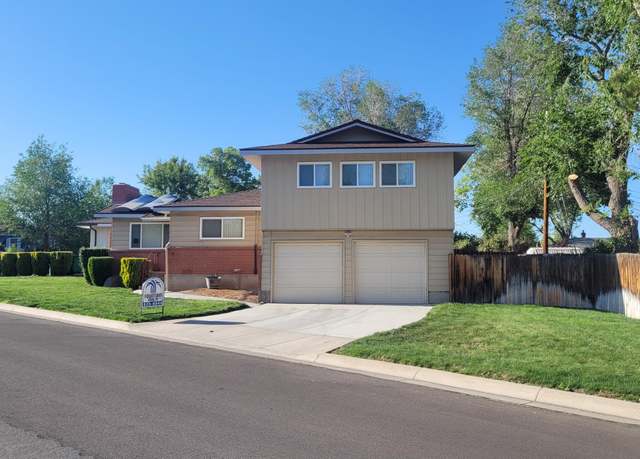 Property at 421 Glenmanor Dr, Reno, NV 89509, 3 beds, 2 baths