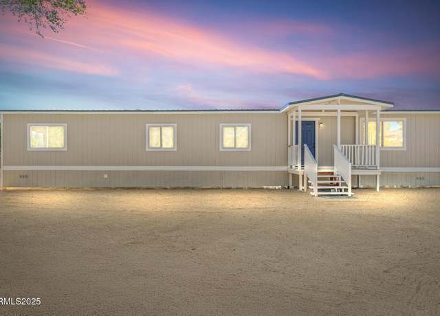Property at 3885 Sandpiper Dr, Reno, NV 89508, 4 beds, 2 baths