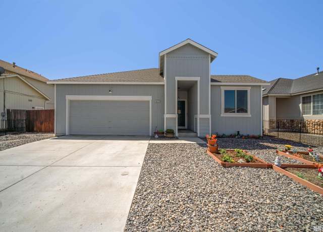Property at 1411 Shadow Ln, Fernley, NV 89408, 4 beds, 2 baths