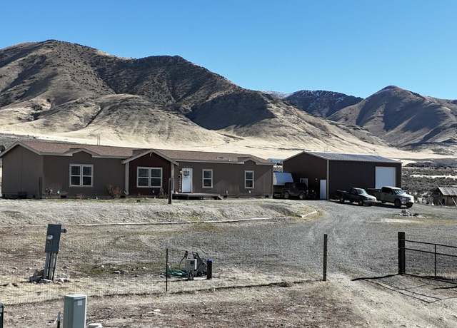 Property at 10445 Spur St, Winnemucca, NV 89445, 4 beds, 2 baths