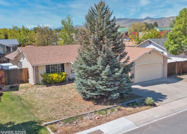 Property at 1667 Spooner Dr, Carson City, NV 89706, 3 beds, 2 baths