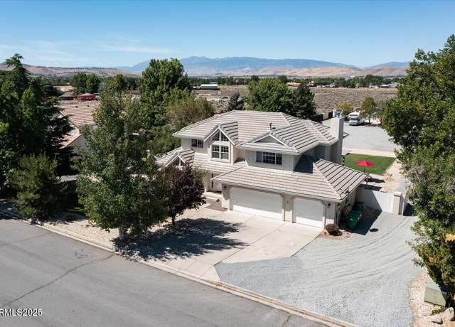 Property at 9215 Ogden Trail Dr, Sparks, NV 89441, 4 beds, 2.5 baths
