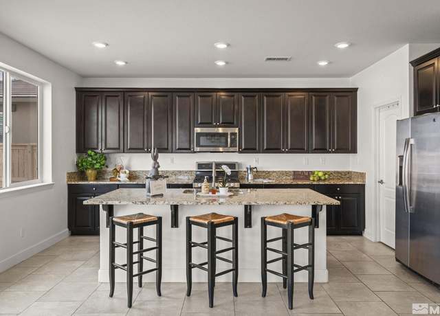 Property at 9726 Pachuca Dr, Reno, NV 89521, 3 beds, 2.5 baths