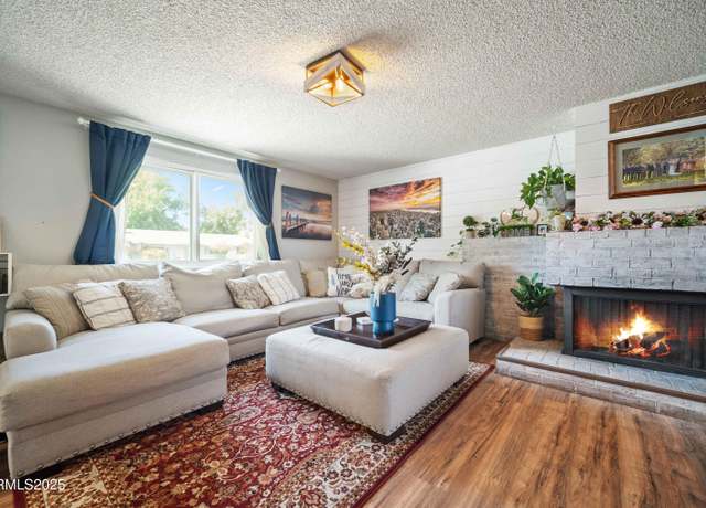 Property at 1165 Autumn Hills Dr, Reno, NV 89511, 3 beds, 2.5 baths