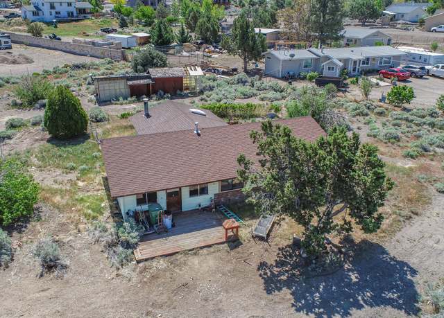 Property at 639 Mustang Ln, Gardnerville, NV 89410, 2 beds, 1 bath
