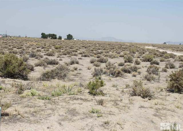 Property at 21 Ny-jo Rd, Yerington, NV 89447