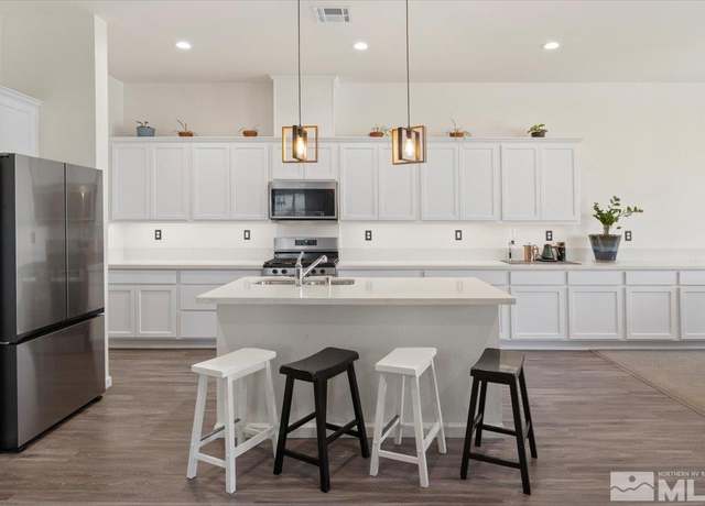Property at 2444 Butte Creek Dr, Sparks, NV 89436, 3 beds, 2.5 baths