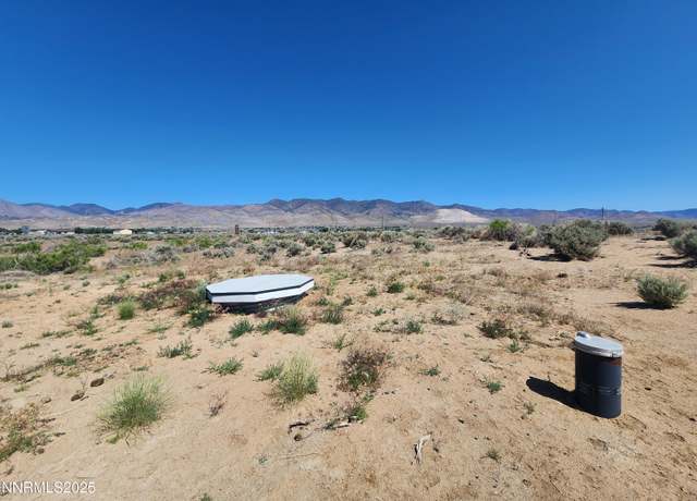 Property at 26 Kelsey Ct, Dayton, NV 89403