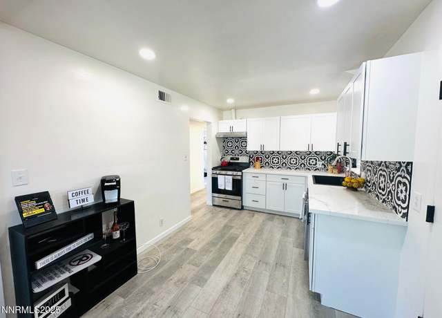 Property at 1570 Radclife Dr, Reno, NV 89502, 3 beds, 1 bath