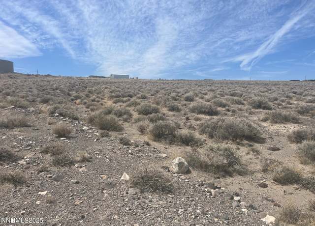 Property at 21 Valley View Dr, Fernley, NV 89408