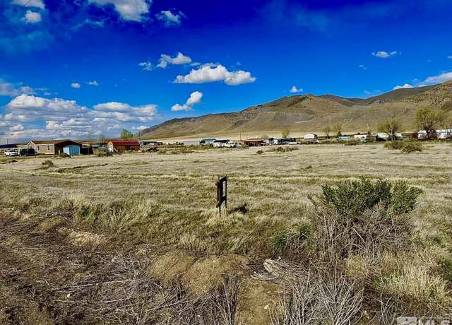 Property at 225 Hawk St, Winnemucca, NV 89445