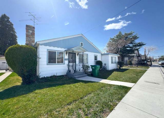 Property at 1229 & 1231 F St, Sparks, NV 89431, 4 beds, 2 baths