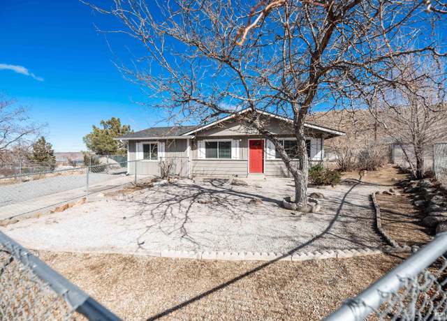Property at 495 Kess Ct, Reno, NV 89506, 4 beds, 2 baths