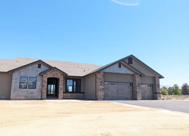 Property at 1223 Golden Eagle Ct, Gardnerville, NV 89410, 3 beds, 3.5 baths