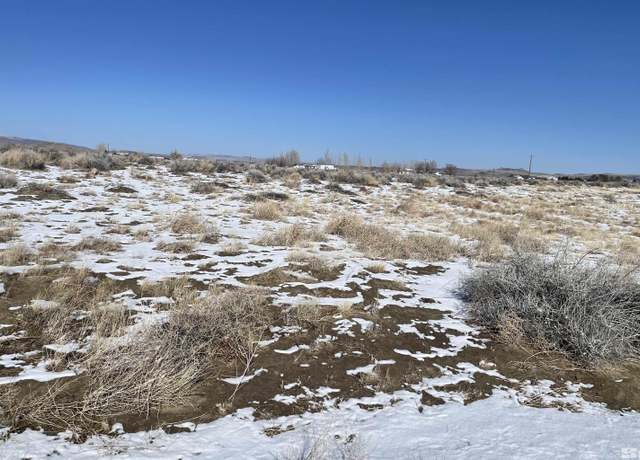 Property at 2910 E 9th St, Silver Springs, NV 89429