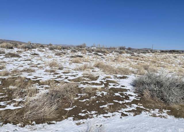 Property at 2910 E 9th St, Silver Springs, NV 89429