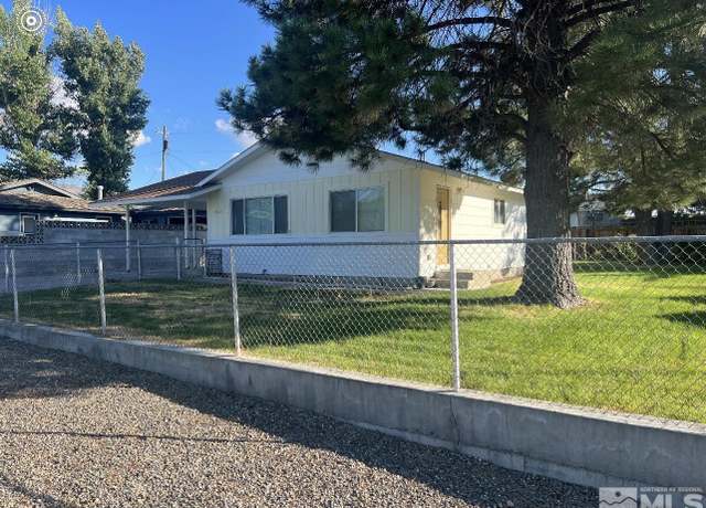 Property at 1680 Lahontan Ave, Winnemucca, NV 89445, 3 beds, 1.5 baths