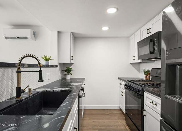 Property at 13928 Lear Blvd, Reno, NV 89506, 2 beds, 1.5 baths