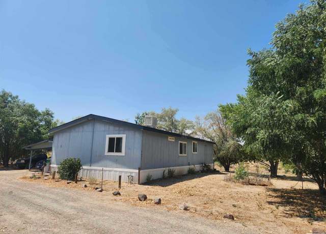 Property at 2345 E 4th St, Silver Springs, NV 89429, 3 beds, 2 baths