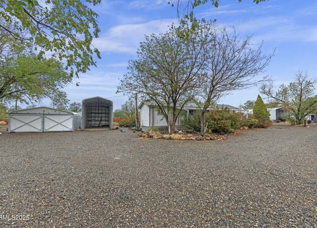 Property at 5575 Navajo Trl, Silver Springs, NV 89429, 2 beds, 2 baths
