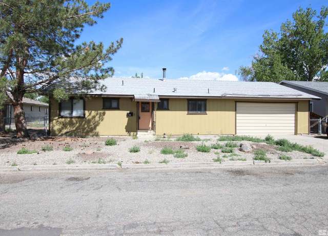 Property at 304 Leona Ave, Yerington, NV 89447, 3 beds, 2.5 baths