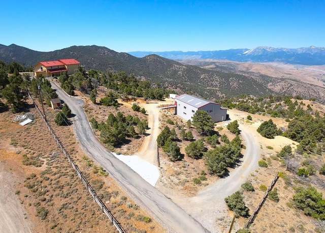 Property at 220 Vermillion Rd, Reno, NV 89521, 4 beds, 5 baths