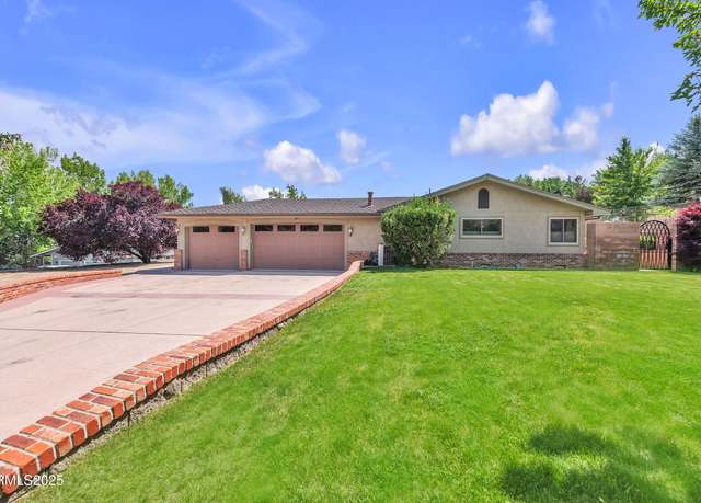 Property at 1401 Jefferson Dr, Carson City, NV 89706, 3 beds, 2.5 baths